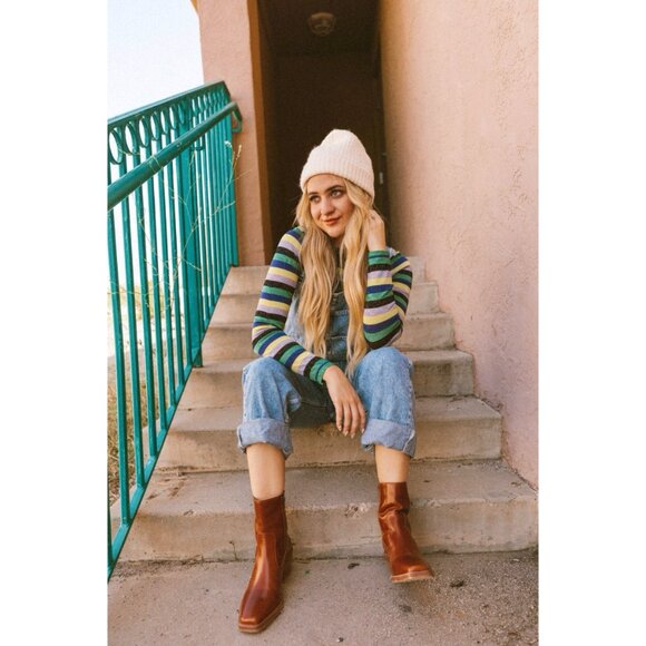 Daydreamer Cosmic Shimmer Pullover - Picture 2 of 6